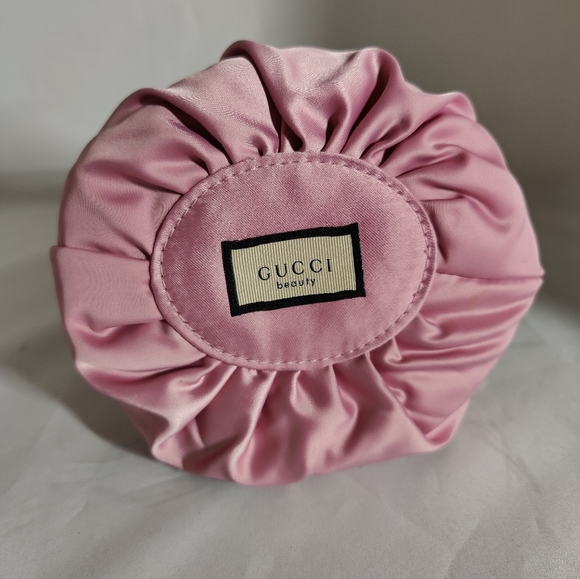Gucci Cosmetic Bag - Picture 2 of 6